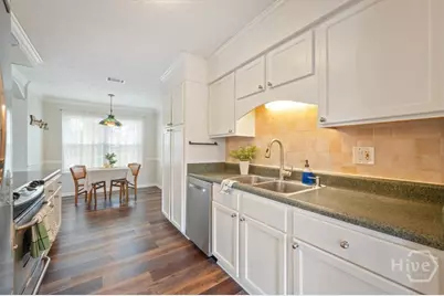 210 Pine Grove Drive, Savannah, GA 31419 - Photo 15