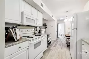 401 N Cromwell Rd, Savannah, GA 31410 - Photo 11