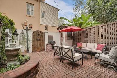 216 W Gaston Street, Savannah, GA 31401 - Photo 47