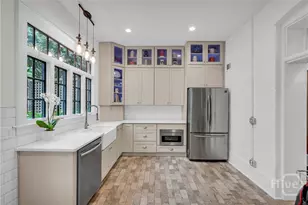 216 W Gaston St, Savannah, GA 31401 - Photo 23