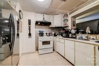 915 Porter Street, Savannah, GA 31415 - Photo 7