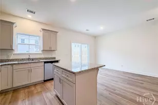 70 Beaumont Dr, Hinesville, GA 31313 - Photo 7