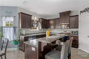 223 Rutledge Dr, Hinesville, GA 31313 - Photo 9