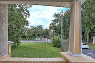 1023 W 37th St, Savannah, GA 31415 - Photo 31