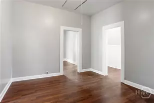 1023 W 37th St, Savannah, GA 31415 - Photo 11
