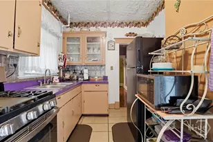 805 E 40th St, Savannah, GA 31401 - Photo 19