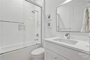110 E 38th St, Savannah, GA 31401 - Photo 47