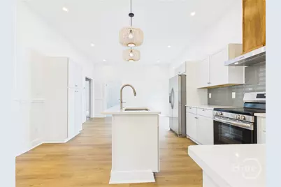 101 W 51st Street, Savannah, GA 31405 - Photo 17