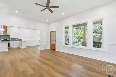 101 W 51st Street, Savannah, GA 31405 - Photo 9