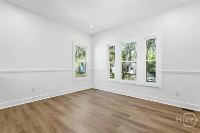 101 W 51st Street, Savannah, GA 31405 - Photo 17