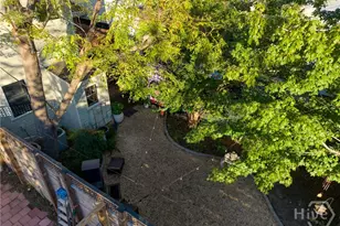 213 W Duffy St, Savannah, GA 31401 - Photo 39