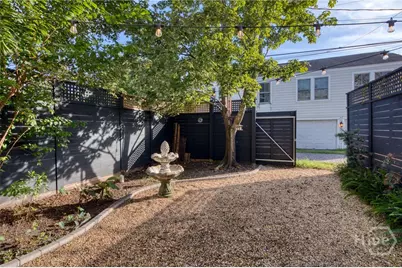 213 W Duffy Street, Savannah, GA 31401 - Photo 33
