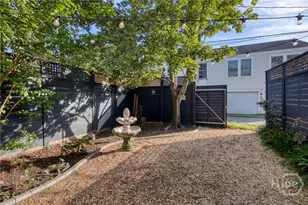 213 W Duffy St, Savannah, GA 31401 - Photo 33