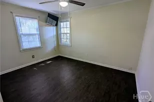 7203 Van Buren Ave, Savannah, GA 31406 - Photo 11