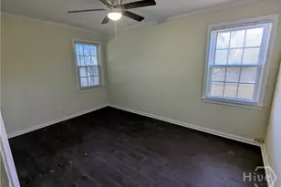 7203 Van Buren Ave, Savannah, GA 31406 - Photo 9
