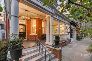 106 E Harris St, Savannah, GA 31401 - Photo 3