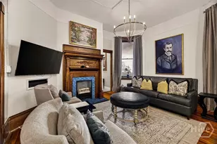 106 E Harris St, Savannah, GA 31401 - Photo 9