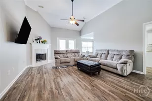 507 Cobblestone Cir, Bloomingdale, GA 31302 - Photo 9