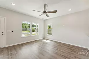 119 Scarborough St, Savannah, GA 31415 - Photo 3