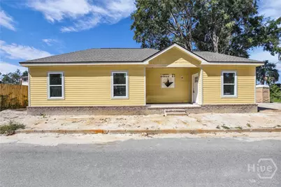 11 West Street, Savannah, GA 31415 - Photo 1