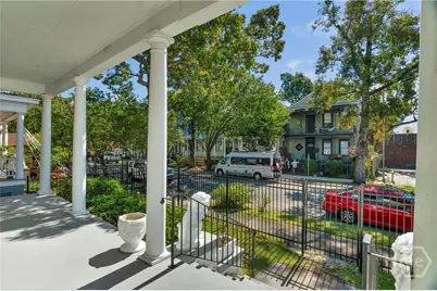 310 W 34th Street, Savannah, GA 31401 - Photo 3