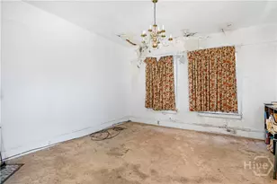 310 W 34th St, Savannah, GA 31401 - Photo 17