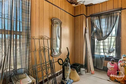 310 W 34th Street, Savannah, GA 31401 - Photo 19