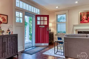 137 E 51st St, Savannah, GA 31405 - Photo 5