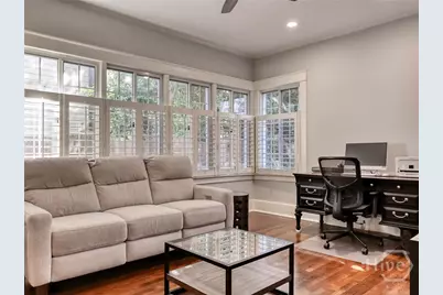 137 E 51st Street, Savannah, GA 31405 - Photo 21