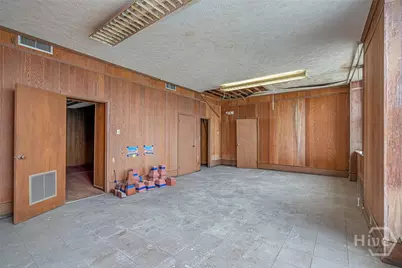 100 E Bay Street, Savannah, GA 31401 - Photo 31