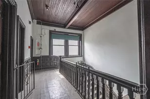 100 E Bay St, Savannah, GA 31401 - Photo 33