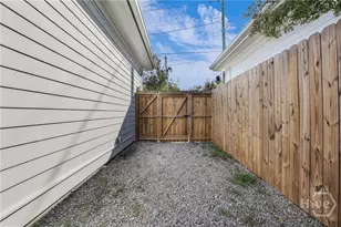 551 E Gwinnett St, Savannah, GA 31401 - Photo 35