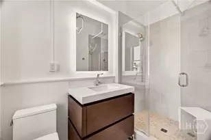 24 E Liberty St, Savannah, GA 31401 - Photo 11