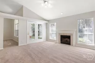 105 Laurens Ln, Savannah, GA 31419 - Photo 15