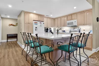 214 Butler Avenue Avenue #105, Tybee Island, GA 31328 - Photo 9