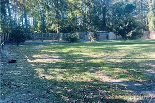 70 1st St, Midway, GA 31320 - Photo 17