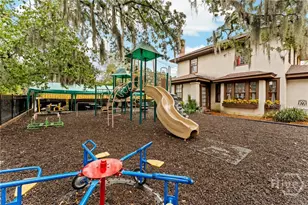 1106 E 48th St, Savannah, GA 31404 - Photo 7