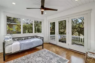 602 E Victory Dr, Savannah, GA 31405 - Photo 29
