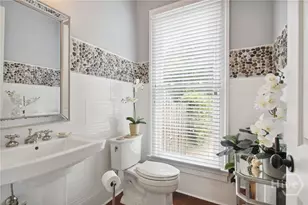 318 E Hall St, Savannah, GA 31401 - Photo 17