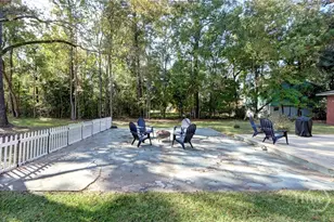 171 Smith Ave, Savannah, GA 31408 - Photo 29