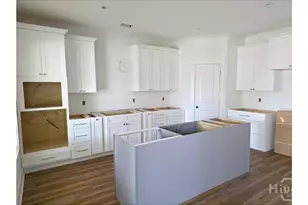 208 Cypress Lake Dr, Bloomingdale, GA 31302 - Photo 11