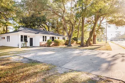 112 E Derenne Avenue, Savannah, GA 31405 - Photo 1