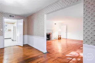 112 E Derenne Ave, Savannah, GA 31405 - Photo 15