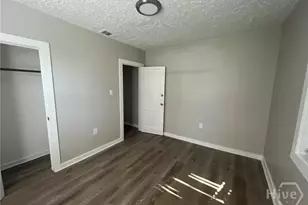 13 W 52nd St, Savannah, GA 31405 - Photo 5