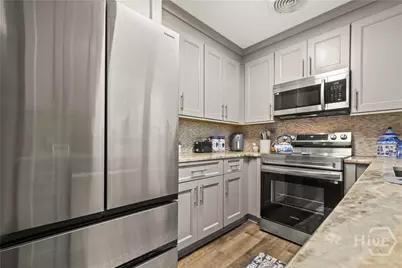 202 E 64th Street, Savannah, GA 31405 - Photo 23
