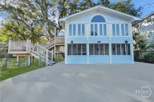 1010 Live Oak Ln, Tybee Island, GA 31328 - Photo 3