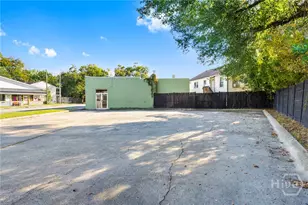 2203 Skidaway Rd, Savannah, GA 31404 - Photo 3
