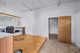 2203 Skidaway Rd, Savannah, GA 31404 - Photo 15