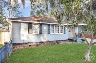2016 Indiana Ave, Savannah, GA 31404 - Photo 9