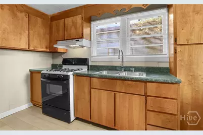 811A W 52nd Street, Savannah, GA 31405 - Photo 19